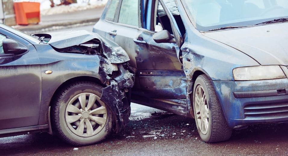 Si tengo un accidente con el coche de un amigo ¿qué pasa con el seguro