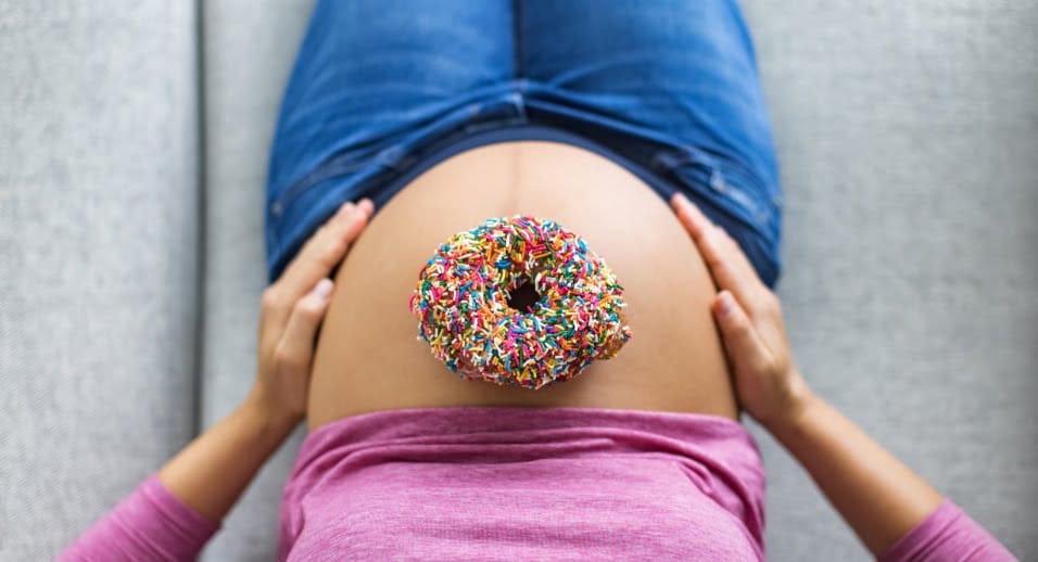 Por qué las mujeres embarazadas deben evitar las comidas rápidas ultraprocesadas [Estudio]